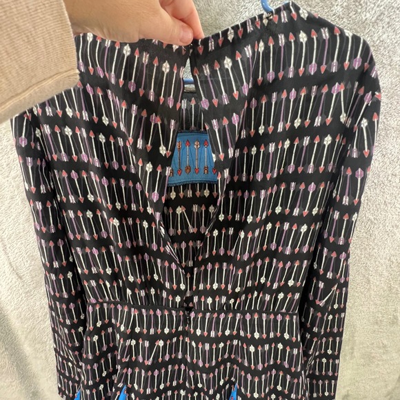 BCBG MAXAZRIA Black Arrow Print Size 6 Mini Dress Whimsigoth Skater Boho Chic - Picture 11 of 14